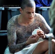 587 Vind Ik Leuks 10 Reacties Wentworth Miller Wentworthmillerhd Op Instagram Water Scene Scofield Is Wentworth Miller Michael Scofield Prison Break