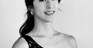 Soojin Kim's Instagram, Twitter & Facebook