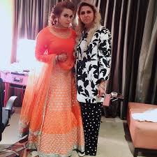 Ginni chatrath tied in a knot of marriage with kapil sharma on 12th december in jalandhar, punjab. The Beautiful Ginni Chatrath Has Chosen Ritu Kolentine S For Mata Ka Jagran Look Makeupbyritukolentine Ritukolentinebridal Love Story Wedding Ginni Beautiful