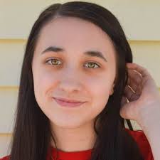 Allison Hough's Instagram, Twitter & Facebook