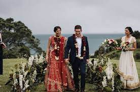 Indian Fusion New Zealand Wedding Aarti George Effortlessly Combining The Bri Indian Fusion Wedding Indian American Weddings Fusion Wedding