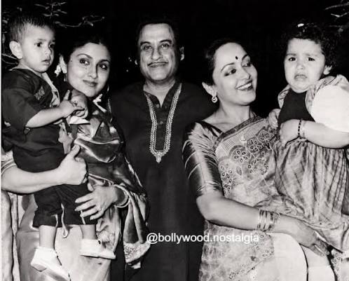 Happy birthday Gopal Bedi 🎂 "I was born in in Amritsar, the eldest of the  four siblings. My father Dwarakaprasad Bedi had an electrical accessories  factory in Delhi. Growing up, I played