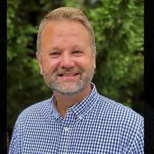 Tyler Hooks's Instagram, Twitter & Facebook