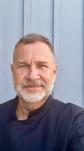 about — CAKE & CAKES