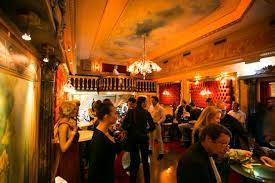 בילה 20 שלי מאוחר ב yab yum. Yab Yum Museum A Former Exclusive Brothel In Amsterdam Amsterdam Red Light District Tours