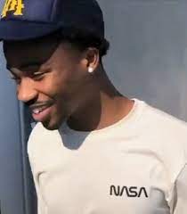 Pin By Lexi On Roddy Ricch Roddy Ricch Hold Your Peace Roddy Rich
