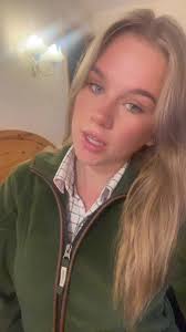 Bella Rowe Cranleigh