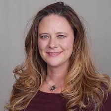 Kara Morris's Instagram, Twitter & Facebook