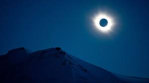 Der schatten des mondes streicht dabei über die erde, was nur bei neumond möglich ist. Totale Sonnenfinsternis Seltenes Ereignis Am Himmel Zu Sehen Im Juli 2019 Welt