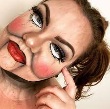 Glitter Junkie Makeup with Chemmie added a temporary profile picture.