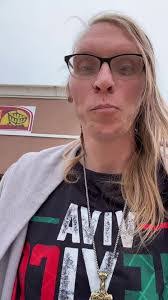 Misty Ott's Instagram, Twitter & Facebook