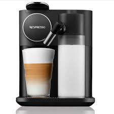 My fav drink is the starbucks espresso pod (1 shot) mixed with vanilla syrup and oat milk over ice. Nespresso Vertuoplus Review My Honest Thoughts Is It For You 2021
