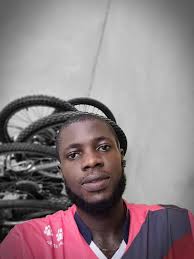 Update: Ladies And Gentlemen... Peter Rufai Is De@d🇳🇬🦅 He passed after a  brief illness. Our prayers and thoughts are with his family, friends,  relatives and football lovers worldwide. R.I.P Chief🕯️ Source  -#NPFLUpdates #