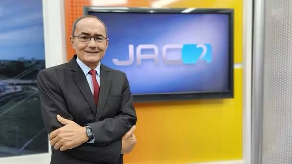 🖤📺 Morre Ayres Rocha, referência do telejornalismo acreano, aos 62 anos O jornalista e apresentador Ayres Rocha morreu nesta quarta-feira (14), em Rio Branco, no Acre, aos 62 anos. Um dos nomes mais