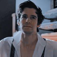 Rewatching some of these episodes. Love the ones when Chris meets his step  brother Bernard. Love the similarities between them both 😊