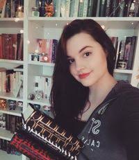 Buchreihe “Crown Dilogie” von Ada Bailey in folgender Reihenfolge