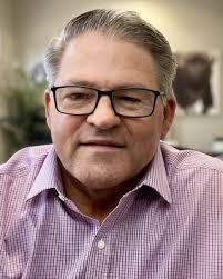 Dan Oakes's Instagram, Twitter & Facebook