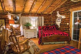 Pet friendly and secluded on 64 acres of privacy galore nestled between clendening lake and piedmont lake near salt fork state park and tappan lake. Cabin Comforts