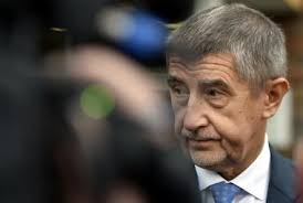 Na frekventovaných silnicích bývá i značný hluk. Policie Se Zacala Zabyvat Tvrzenimi Andreje Babise Mladsiho V Reportazi Tv Seznam Ct24 Ceska Televize