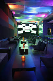 Pin De King Barksdale Em Ceilings Narguile Decoracao Tabacaria Decoracao Narguile Tabacaria