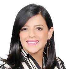 Tana Martinez (@tanamartinezm)