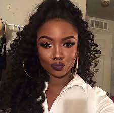 Epingle Par Fashion Trend Seeker Sur Deep Wave Maquillage Des Annees 90 Cheveux Coupe De Cheveux