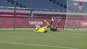 Kerr fears as matildas draw with heavyweights in final hitout before olympics australia matildas vs sweden, football 2021 news, scores, results, video, highlights, tokyo olympics, sam kerr injury. 6ntv Ddu18q Hm