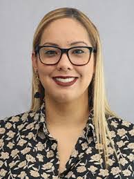 Lynnette Barker's Instagram, Twitter & Facebook