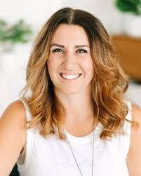 Denise Annunziata's Instagram, Twitter & Facebook