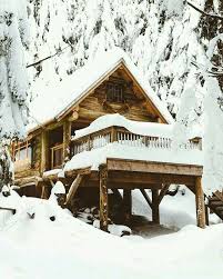 Pin By La Aeneris On Ma Cabane Au Canada Est Blottie Winter Cabin Cabins In The Woods Cabins And Cottages