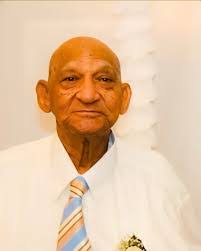 Marie Semple's Instagram, Twitter & Facebook