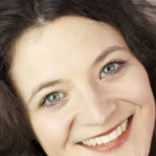 Anna Rizzi's Instagram, Twitter & Facebook