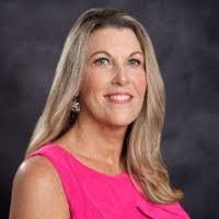 Rachelle Wolfe's Instagram, Twitter & Facebook