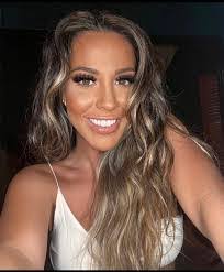 Taylor Shively's Instagram, Twitter & Facebook