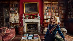 Virtual Fashion Influencers - Real Body Discourse