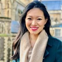 Lisa Millis's Instagram, Twitter & Facebook