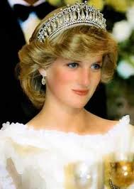 Misalnya, pengantin cina yang menggunakan baju adat warna merah, karena merah adalah simbol keberuntungan; Pin By Faye Kepner On Anglophile Princess Diana Lady Diana Diana