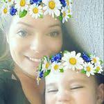 Kaye Oneill's Instagram, Twitter & Facebook