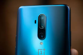 Up close with the OnePlus 7T Pro - CNET