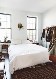 Jun 26, 2021 · baca juga: Desain Kamar Tidur Sederhana Dan Murah Konsep Minimalis Industrial