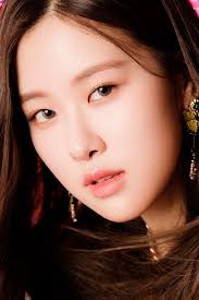 วอลเปเปอร おしゃれまとめの人気アイデア pinterest erza カラーコンタクトレンズ ロゼ blackpink ブラックピンク