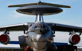 A l'avenir, une flotte d'avions de transport lourd serait capable de transporter une unité stratégique de 400 chars armata avec munitions à n'importe quel endroit dans le monde mais l'affirmation d'une mission aussi globale pour le transport militaire russe n'avait encore jamais été exprimée auparavant. Russie Lancement De L Awacs A 100 Russie Avion De Combat Vehicules Militaires