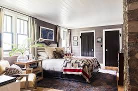 The Pacific Northwest Look That S Sweeping The Nation Northwest Interior Design Wood Bedroom Decor Interior Design Rugs