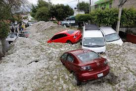 Temporal acompanhado de chuva de granizo causou diversos estragos, na noite deste sábado (29), em naviraí. Fotos A Espetacular Chuva De Granizo Em Guadalajara Mexico El Pais