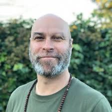 quindarius (@quindarius_)