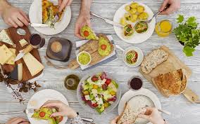 Zwar sind vollkornbrote nicht gerade kalorienarm, dafür machen sie aber lange satt (index 157). 10 Gesunde Sattmacher Rezepte Die Dir Helfen Ohne Hunger Abzunehmen Foodspring Magazine