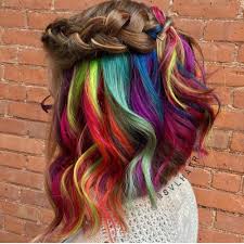 29 Photos Of Rainbow Hair Women Are Getting Right Now