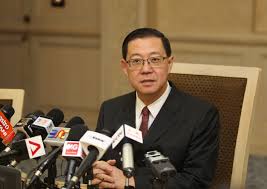 Isteri lim, betty chew gek cheng adalah ahli dap dan seorang anggota dewan negeri di melaka. Why Lim Guan Eng S Case Was Dropped Edgeprop My