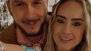 Una pareja desapareció en la Ruta Viva de Quito; el auto en el que iban fue