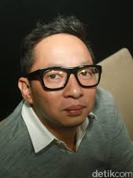 Ringgo Boyong Vincent dan Desta Nonton Guns N Roses